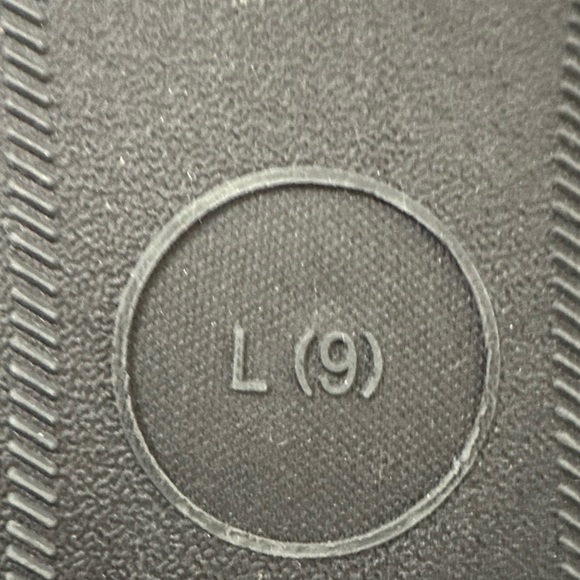 New Goldtoe Women’s Black Fuzzy Slippers size Large (9)
NEVER WORN
Super soft! - Picture 5 of 7